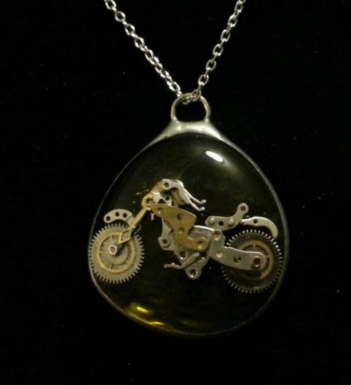 247608_10151067555351050_1468410131_n